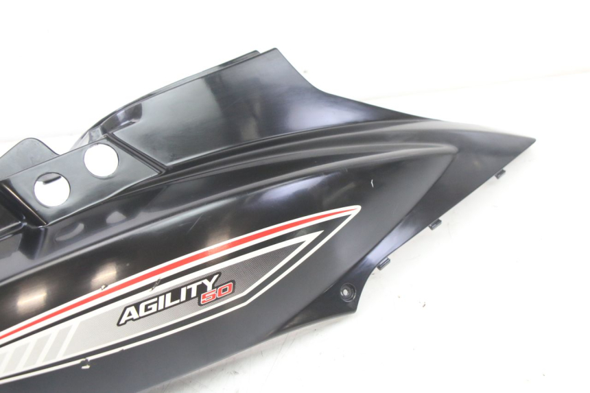 photo de LATERAL TRASEIRO DIREITO KYMCO AGILITY 4T 50 (2005 - 2018) - Zoom do estado de desgaste
