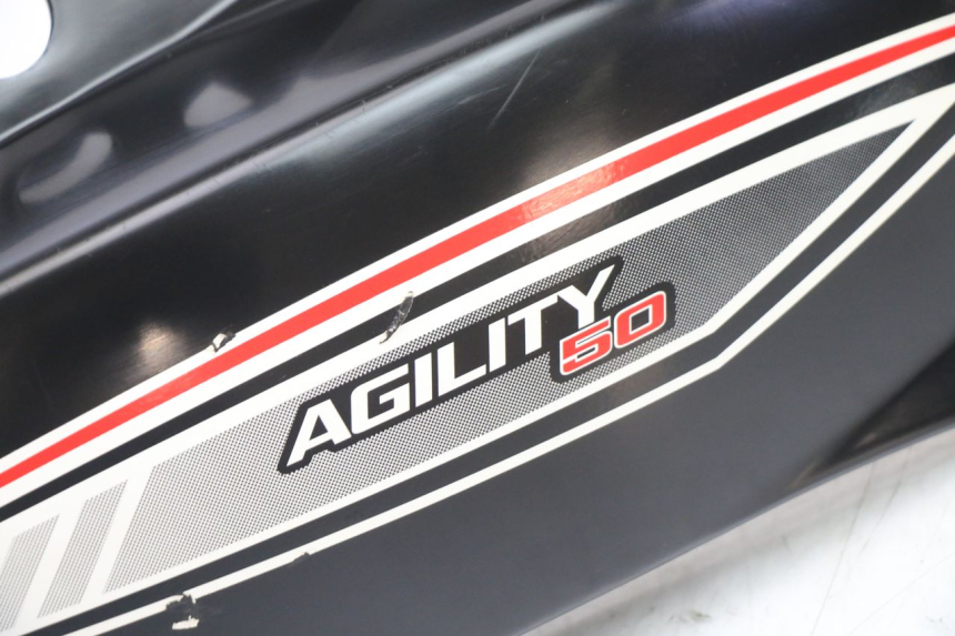 photo de LATERAL TRASEIRO DIREITO KYMCO AGILITY 4T 50 (2005 - 2018) - Outro ângulo de visão