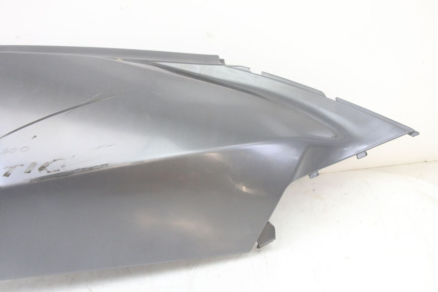 photo de LATERAL TRASEIRO DIREITO APRILIA ATLANTIC 125 (2003 - 2009) - Zoom do estado de desgaste