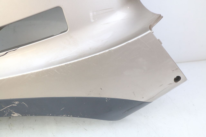 photo de LATERAL TRASEIRO DIREITO ECCITY ARTELEC 670 1 (2013 - 2017) - Detalhes característicos