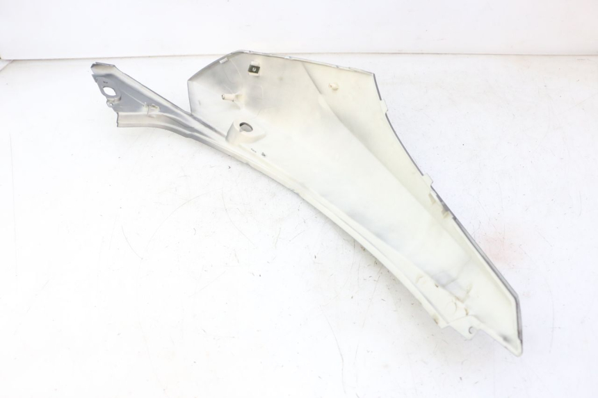 photo de LATERAL TRASEIRO DIREITO MOTRON BREEZY 4T 50 (2021 - 2025) - Detalhe da peça