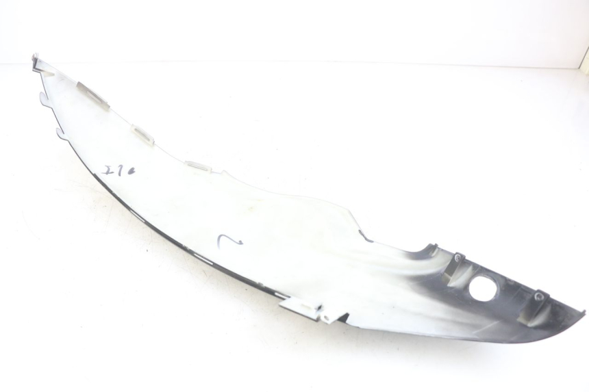 photo de LATERAL TRASEIRO DIREITO BAOTIAN BT 49 QT-9 50 (2006 - 2010) - Zoom do estado de desgaste