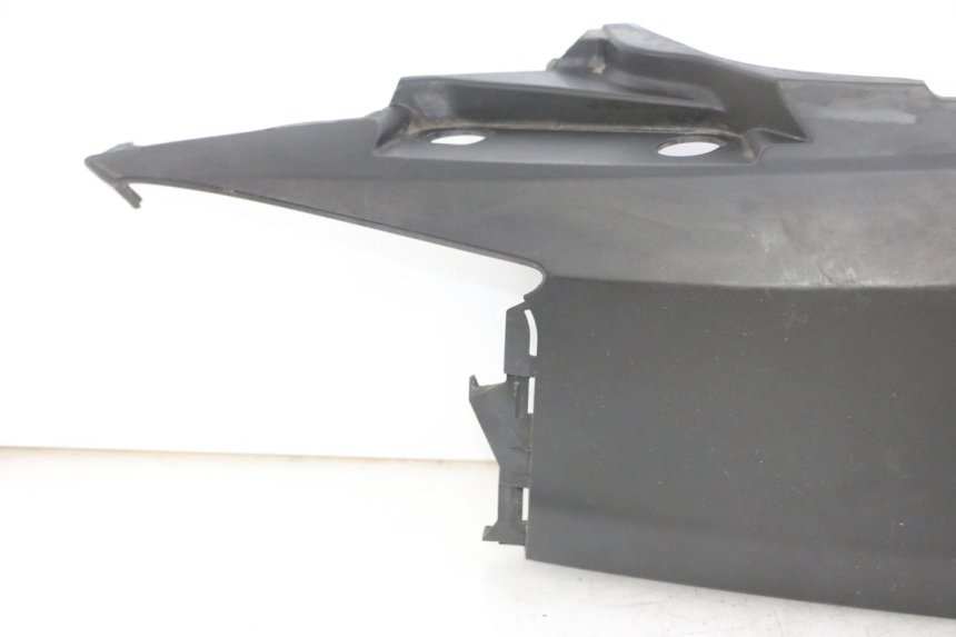 photo de LATERAL TRASEIRO DIREITO SUZUKI BURGMAN 125 (2007 - 2014) - Estrutura - ampliação
