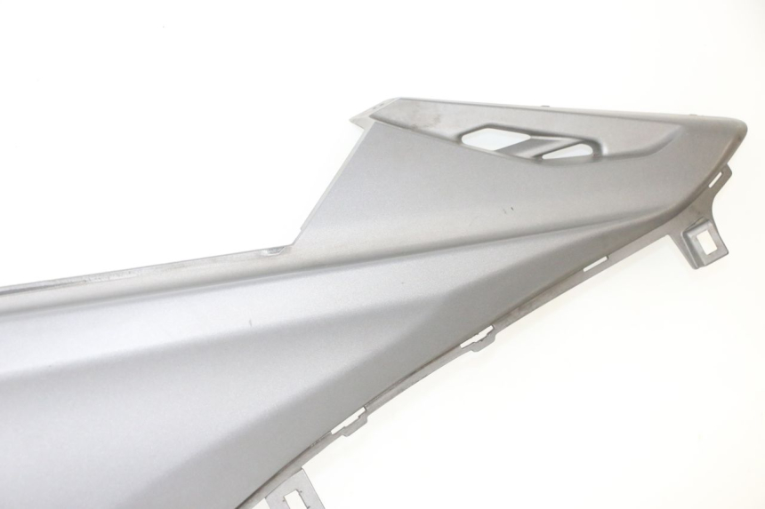 photo de LATERAL TRASEIRO DIREITO SUZUKI BURGMAN 650 (2013 - 2020) - Peça verificada