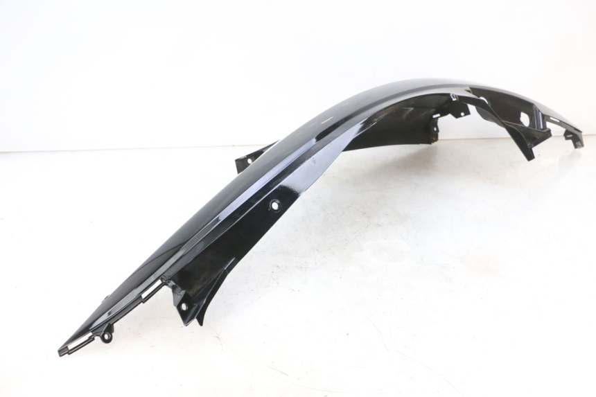 photo de LATERAL TRASEIRO DIREITO SUZUKI BURGMAN 125 (2007 - 2014) - Pontos de fixação
