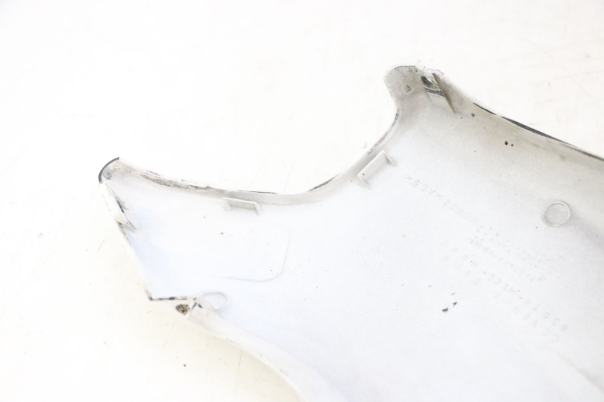 photo de LATERAL TRASEIRO DIREITO HONDA CBR RR FIREBLADE 900 (1992 - 1994) - Pontos de fixação