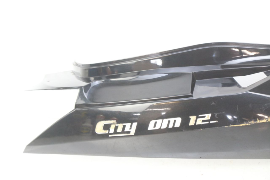 photo de LATERAL TRASEIRO DIREITO SYM CITYCOM CITY COM 125 (2009 - 2014) - Estado da superfície