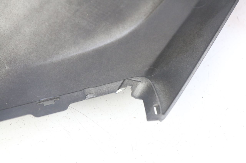 photo de LATERAL TRASEIRO DIREITO PEUGEOT CITYSTAR 125 (2011 - 2017) - Ampliação técnica