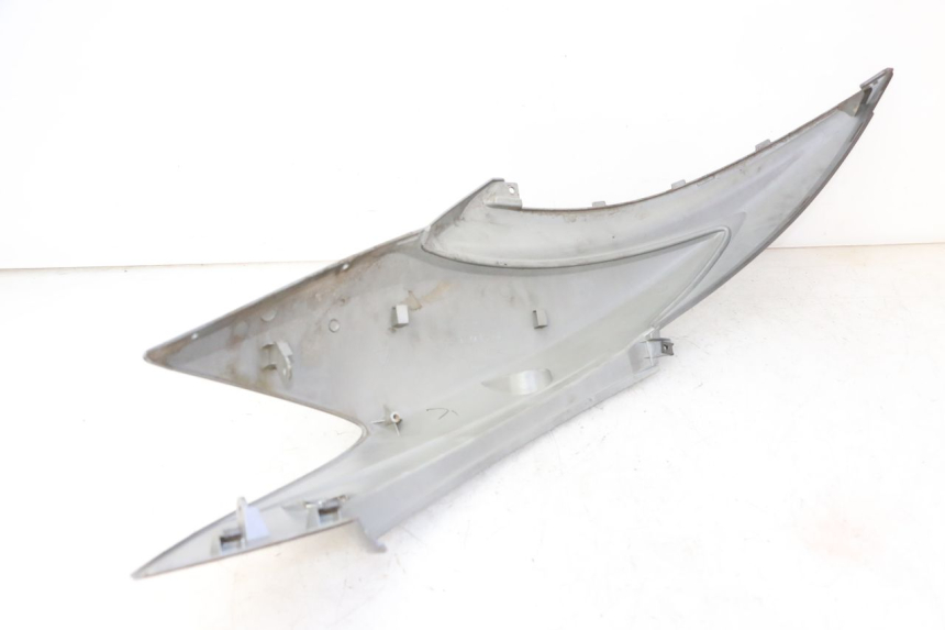 photo de LATERAL TRASEIRO DIREITO YAMAHA CYGNUS X INJECTION 125 (2007 - 2013) - Vista geral