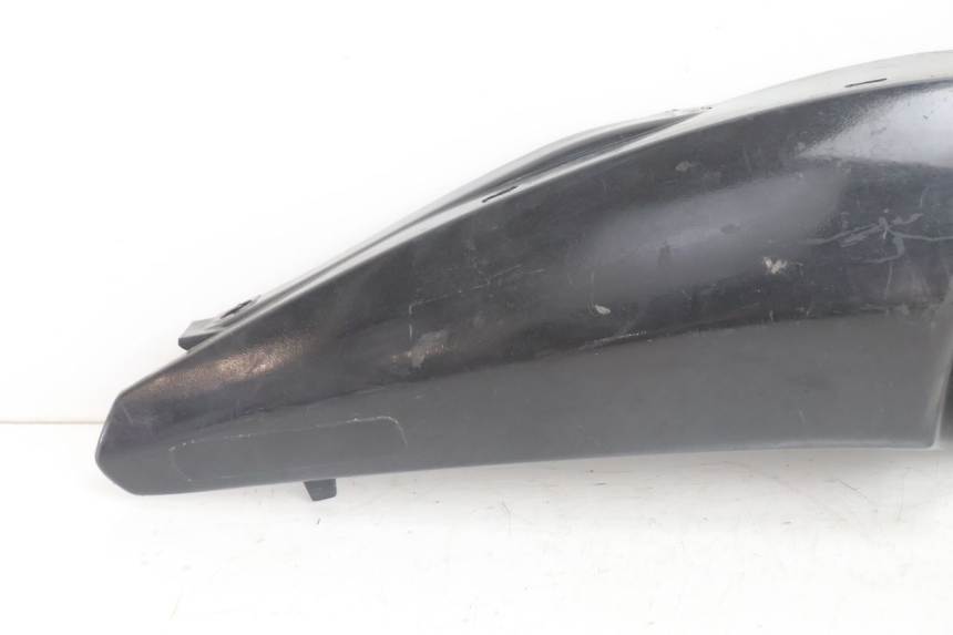 photo de LATERAL TRASEIRO DIREITO MBK DAKOTA 50 (2003 - 2008) - Detalhe da peça