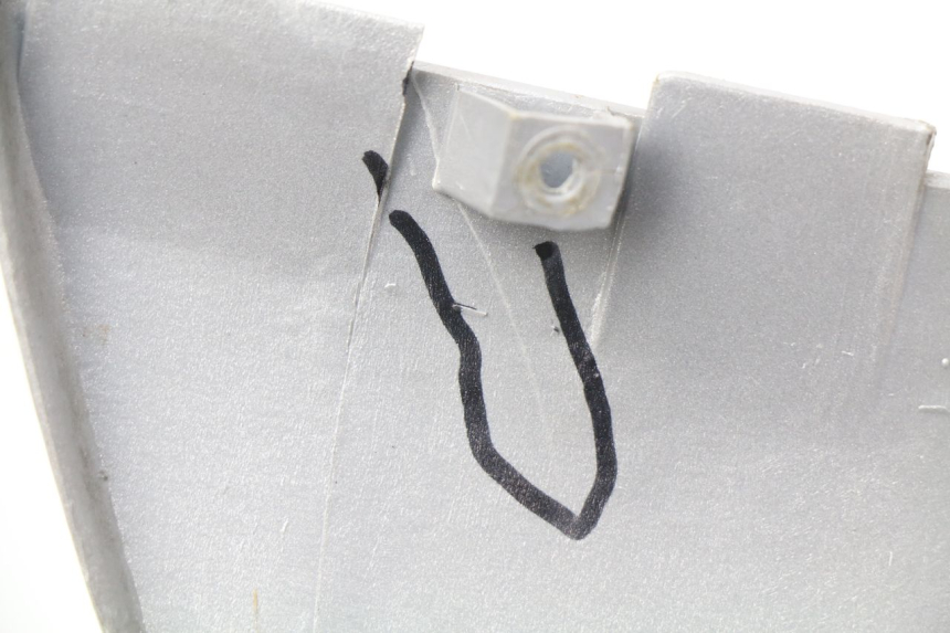 photo de LATERAL TRASEIRO DIREITO SYM DD 50 (2005 - 2011) - Pontos de fixação