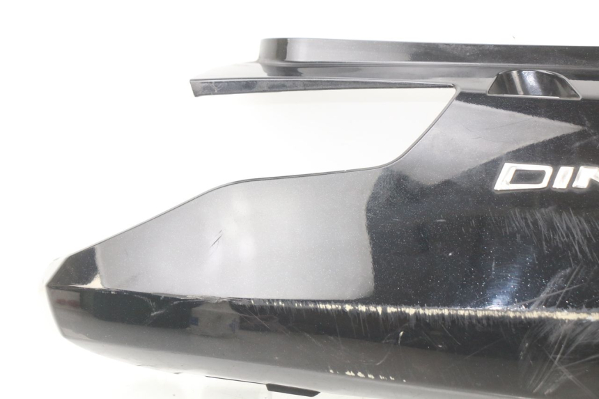 photo de LATERAL TRASEIRO DIREITO KYMCO DINK 4T 50 (2007 - 2018) - Detalhes característicos