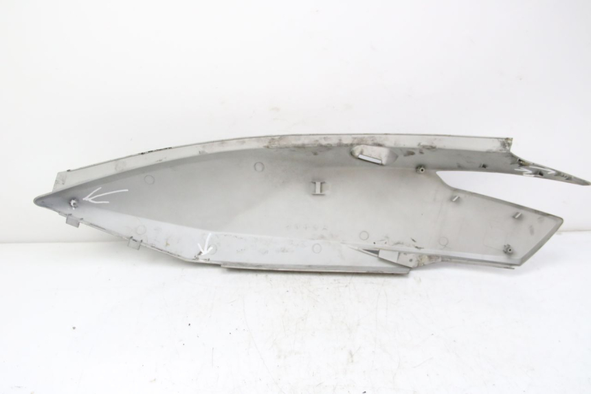 photo de LATERAL TRASEIRO DIREITO KYMCO DINK STREET 125 (2009 - 2014) - Detalhe da peça