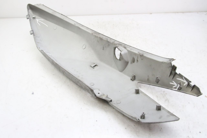 photo de LATERAL TRASEIRO DIREITO KYMCO DINK STREET 125 (2009 - 2014) - Marcações e referências