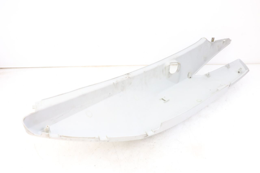 photo de LATERAL TRASEIRO DIREITO KYMCO DINK STREET 125 (2009 - 2014) - Detalhe da peça