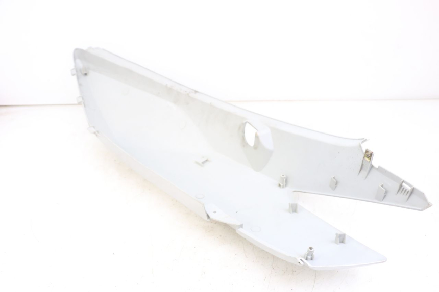 photo de LATERAL TRASEIRO DIREITO KYMCO DINK STREET 125 (2009 - 2014) - Zoom do estado de desgaste