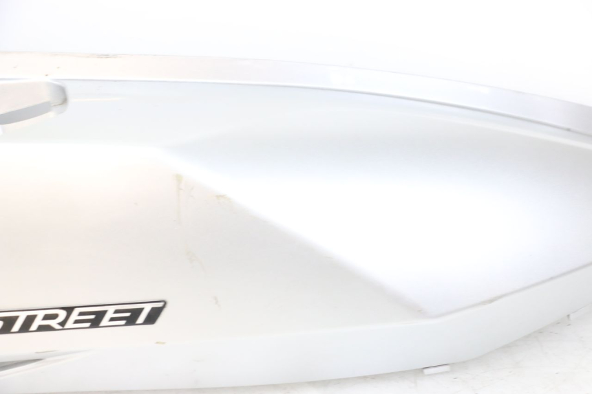 photo de LATERAL TRASEIRO DIREITO KYMCO DINK STREET 125 (2009 - 2014) - Pontos de fixação