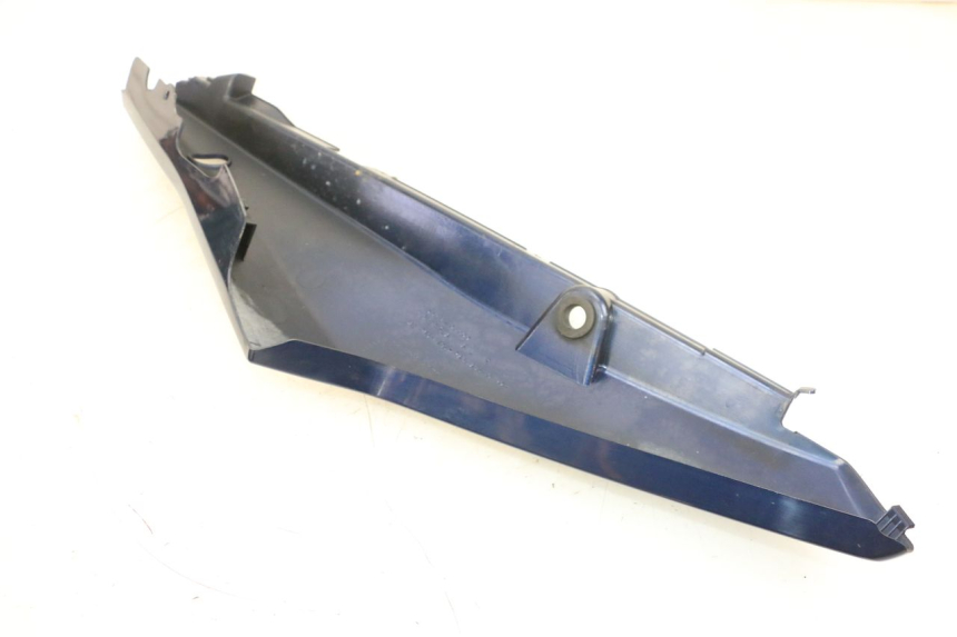 photo de LATERAL TRASEIRO DIREITO SUZUKI DL V STROM 1000 (2002 - 2007) - Zoom do estado de desgaste