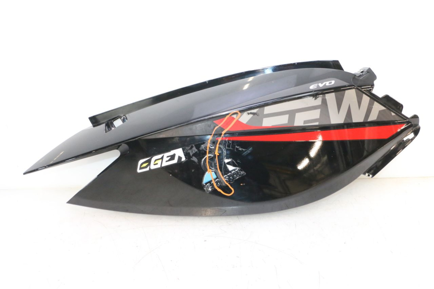 photo de LATERAL TRASEIRO DIREITO KEEWAY F-ACT FACT EVO 50 (2020 - 2026) - Vista principal