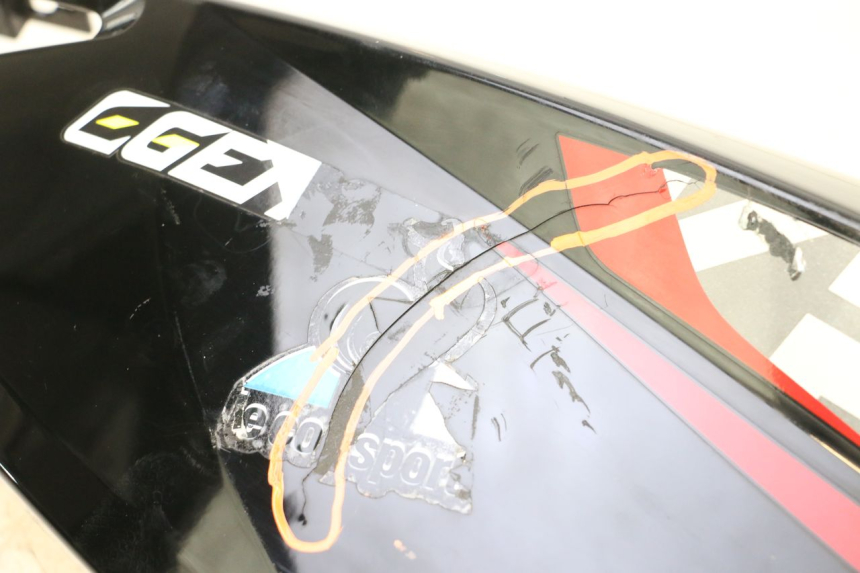 photo de LATERAL TRASEIRO DIREITO KEEWAY F-ACT FACT EVO 50 (2020 - 2026) - Detalhe da peça