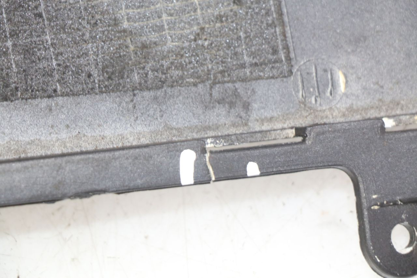 photo de LATERAL TRASEIRO DIREITO HONDA FES PANTHEON 2T 125 (1998 - 2002) - Ampliação técnica