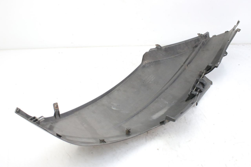 photo de LATERAL TRASEIRO DIREITO HONDA FES S-WING SWING ABS 125 (2007 - 2015) - Zoom do estado de desgaste