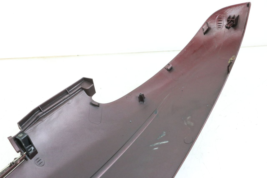 photo de LATERAL TRASEIRO DIREITO HONDA FES S-WING SWING ABS 125 (2007 - 2015) - Zoom do estado de desgaste