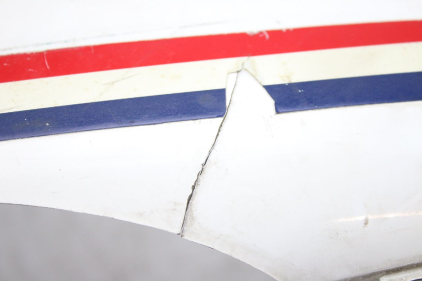 photo de LATERAL TRASEIRO DIREITO SYM FIDDLE 2 50 (2008 - 2013) - Pontos de fixação