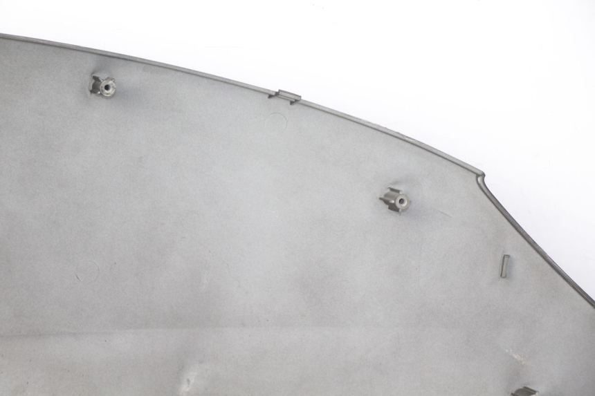 photo de LATERAL TRASEIRO DIREITO SYM FIDDLE 3 III 125 (2014 - 2020) - Zoom do estado de desgaste