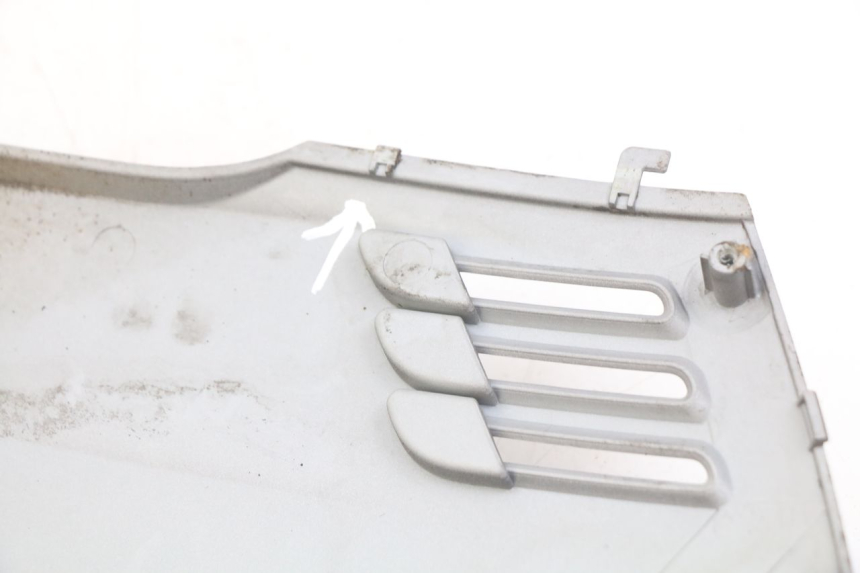 photo de LATERAL TRASEIRO DIREITO SYM FIDDLE 3 III 125 (2014 - 2020) - Outro ângulo de visão