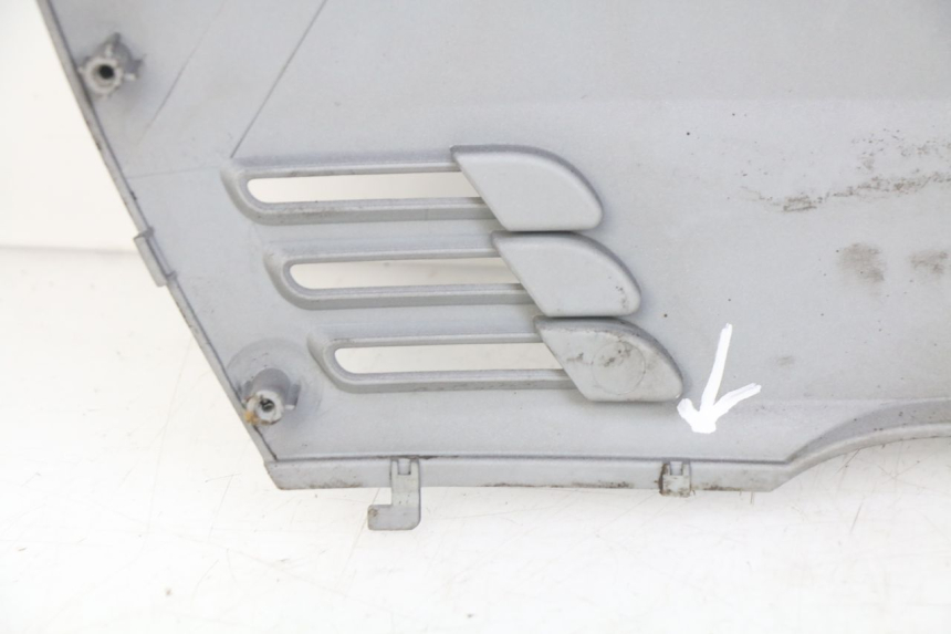 photo de LATERAL TRASEIRO DIREITO SYM FIDDLE 3 III 125 (2014 - 2020) - Estado da superfície