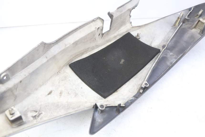 photo de LATERAL TRASEIRO DIREITO HONDA FJS SILVERWING SILVER WING 400 (2009 - 2016) - Vista geral