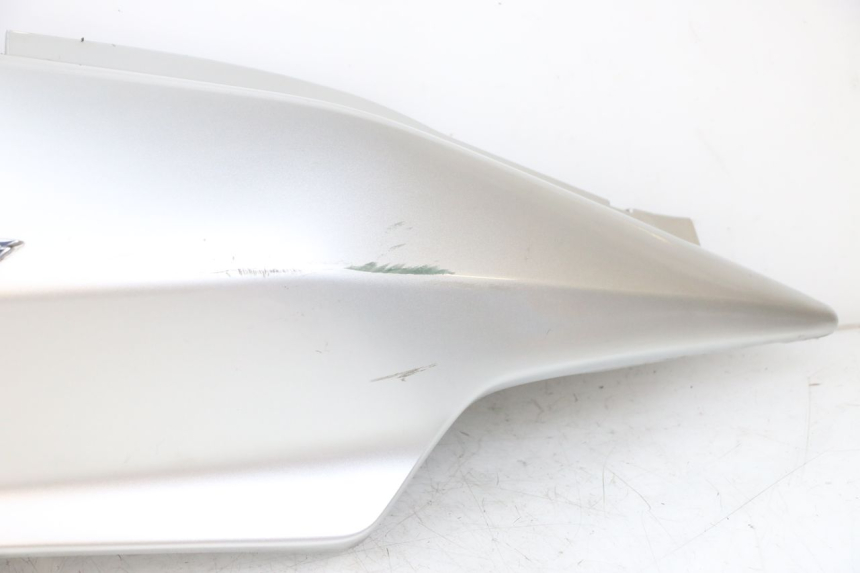 photo de LATERAL TRASEIRO DIREITO HONDA FJS SILVERWING SILVER WING 600 (2001 - 2010) - Detalhes característicos