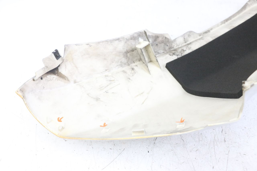 photo de LATERAL TRASEIRO DIREITO HONDA FJS SILVERWING SILVER WING 600 (2001 - 2010) - Zoom do estado de desgaste