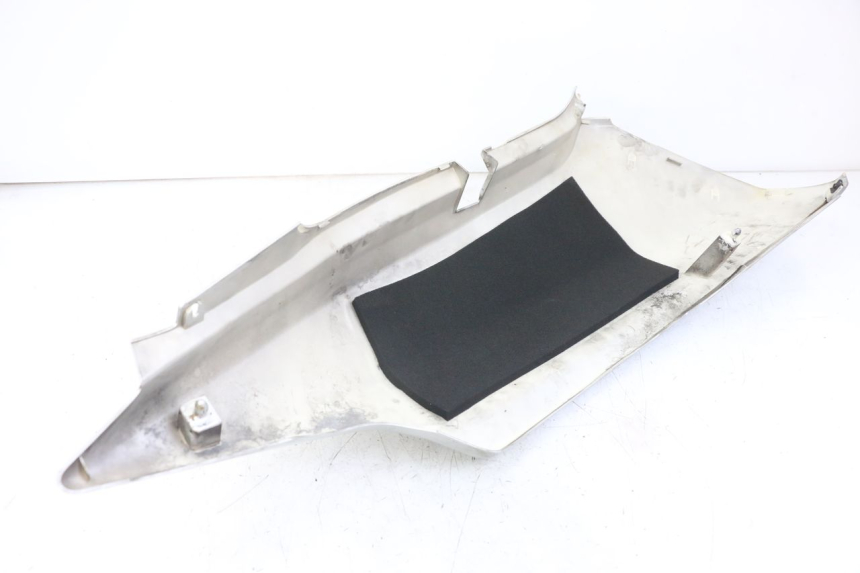 photo de LATERAL TRASEIRO DIREITO HONDA FJS SILVERWING SILVER WING 600 (2001 - 2010) - Estado da superfície