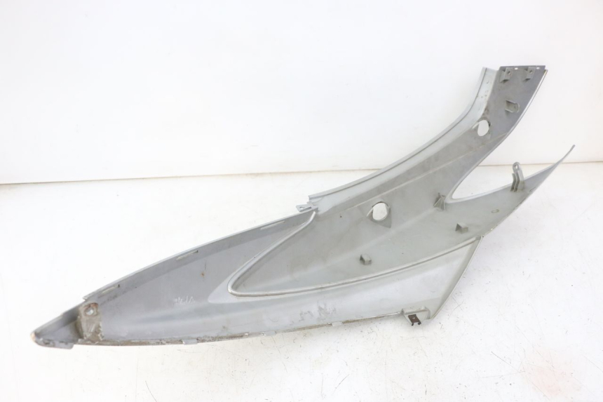 photo de LATERAL TRASEIRO DIREITO MBK FLAME X 125 (2007 - 2016) - Pontos de fixação