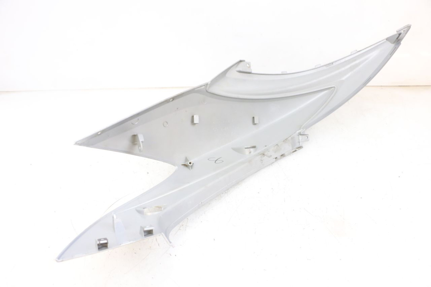 photo de LATERAL TRASEIRO DIREITO MBK FLAME X 125 (2007 - 2016) - Pontos de fixação