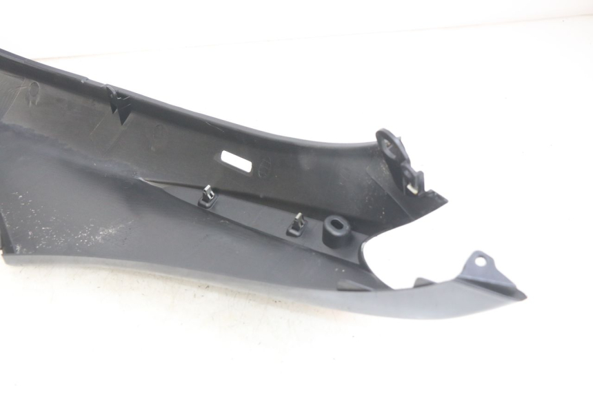 photo de LATERAL TRASEIRO DIREITO PIAGGIO FLY 4T 50 (2013 - 2017) - Outro ângulo de visão