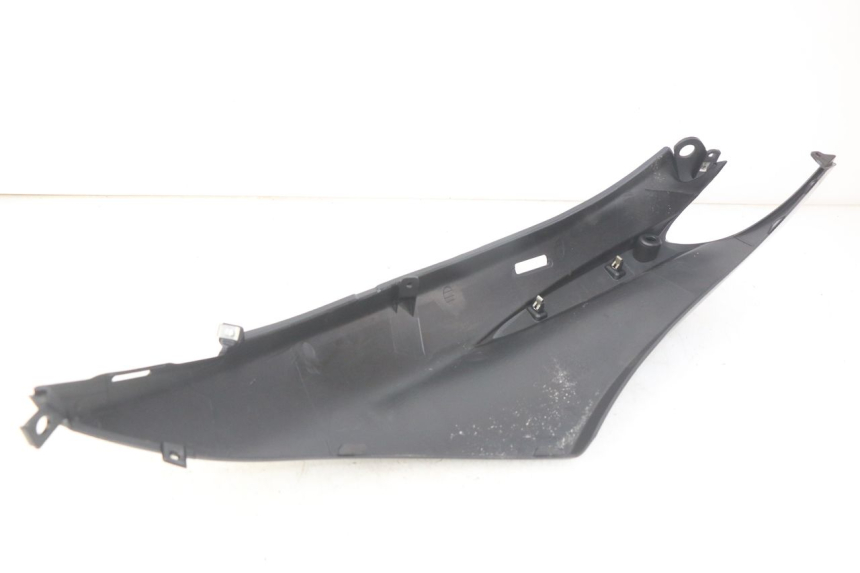 photo de LATERAL TRASEIRO DIREITO PIAGGIO FLY 4T 50 (2013 - 2017) - Ampliação técnica