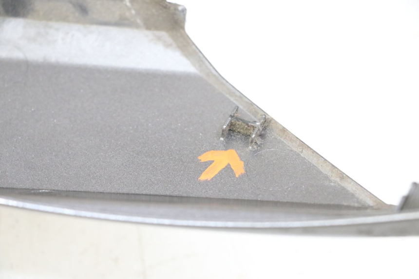 photo de LATERAL TRASEIRO DIREITO HONDA FORZA ABS 300 (2013 - 2017) - Detalhe da peça