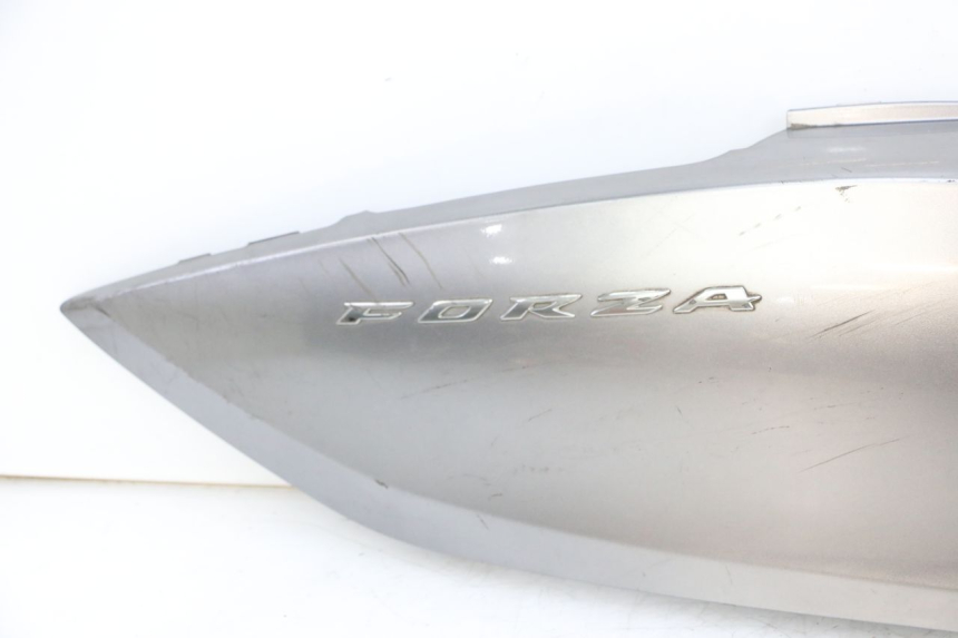 photo de LATERAL TRASEIRO DIREITO HONDA FORZA ABS 300 (2013 - 2017) - Inspeção visual