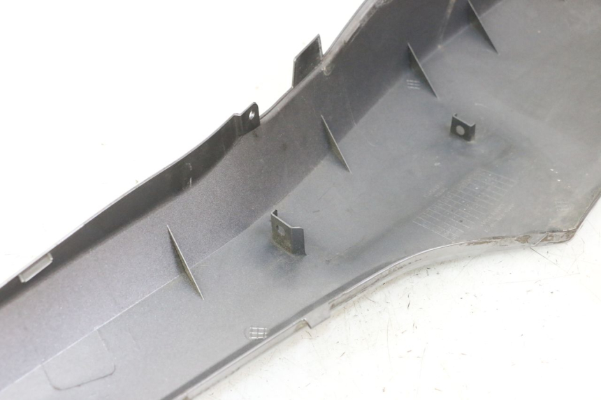 photo de LATERAL TRASEIRO DIREITO HONDA FORZA ABS 300 (2013 - 2017) - Vista geral