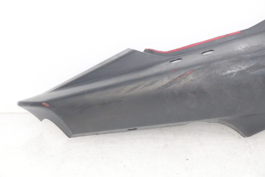photo de LATERAL TRASEIRO DIREITO YAMAHA FZS FAZER 600 (1998 - 2001) - Pontos de fixação