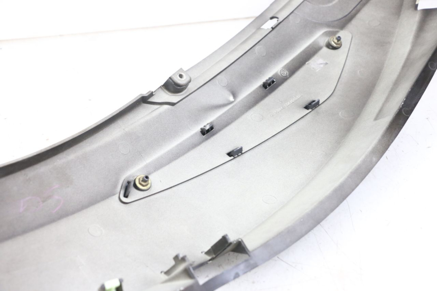 photo de LATERAL TRASEIRO DIREITO PEUGEOT GEOPOLIS RS 125 (2007 - 2009) - Pontos de fixação