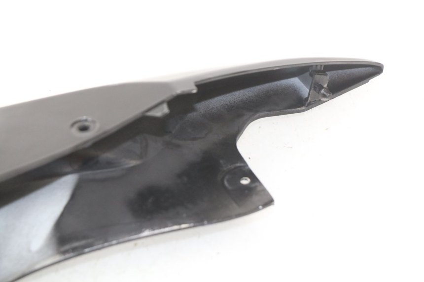 photo de LATERAL TRASEIRO DIREITO SUZUKI GSX-R GSXR 750 (2011 - 2016) - Pontos de fixação