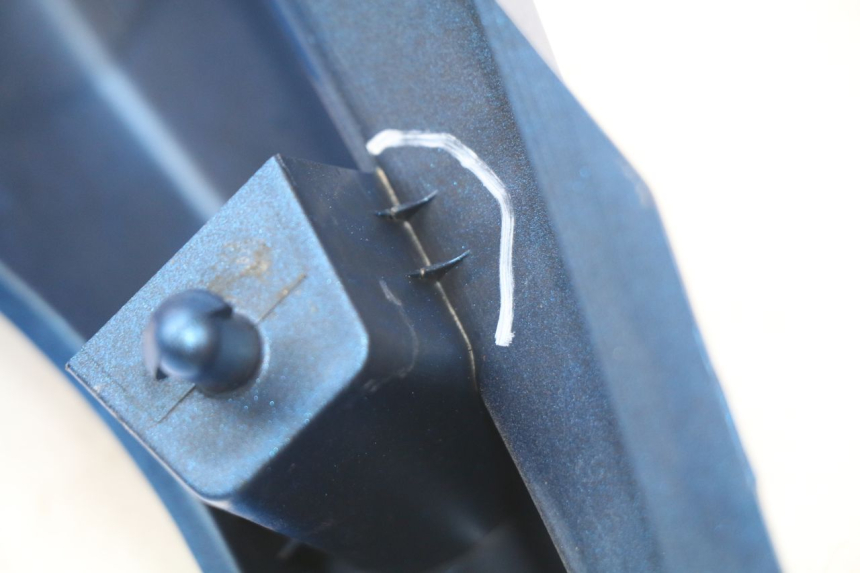 photo de LATERAL TRASEIRO DIREITO SUZUKI GSX-R GSXR K16 1000 (2012 - 2016) - Zoom do estado de desgaste