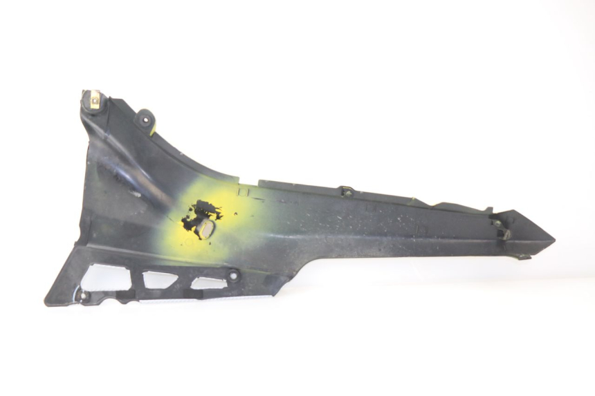 photo de LATERAL TRASEIRO DIREITO SUZUKI GSXF GSX F 600 (1988 - 1997) - Outro ângulo de visão