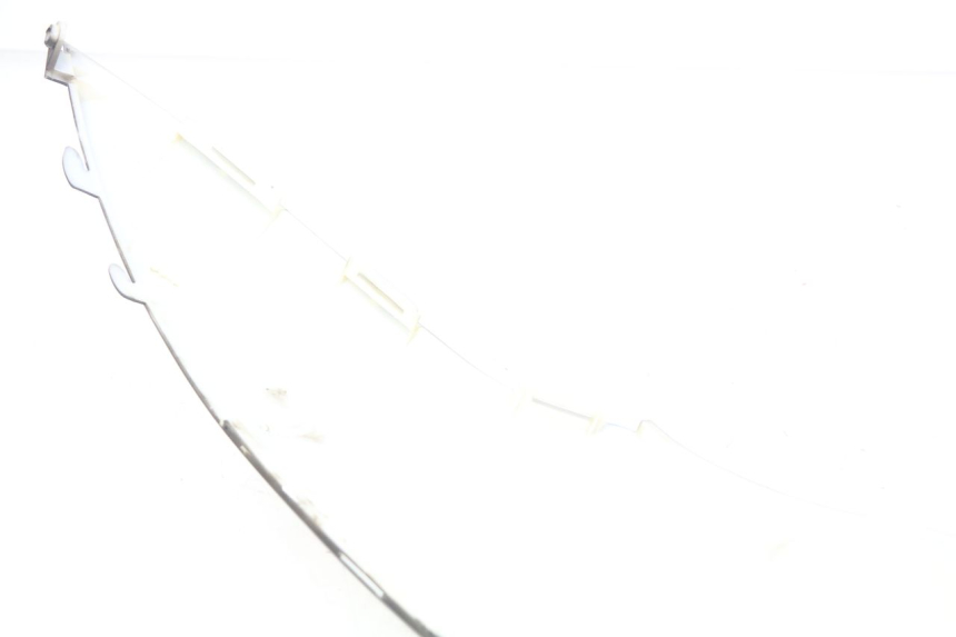 photo de LATERAL TRASEIRO DIREITO EUROCKA GTR 50 (2018 - 2021) - Zoom do estado de desgaste