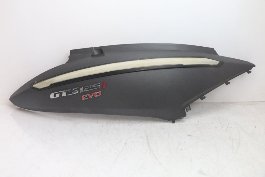 photo de LADO TRASEIRO DIREITO SYM GTS EVO 125 (2009 - 2013) - Vista principal