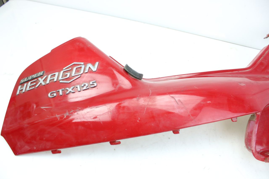 photo de LATERAL TRASEIRO DIREITO PIAGGIO HEXAGON 2T 125 (1994 - 1998) - Outro ângulo de visão